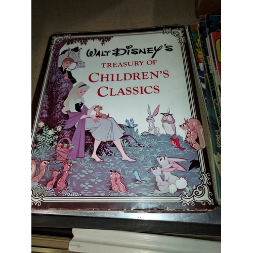 15 - Vintage 1970s Walt Disney's Treasury Of Children's Classics Story Book