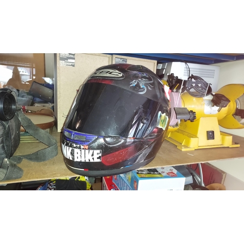 25 - Kbc Motorcycle Crash Helmet With Gloves