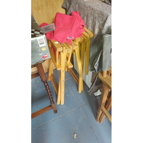 39 - 4 Folding Directors Chairs, Missing Rods To Seat