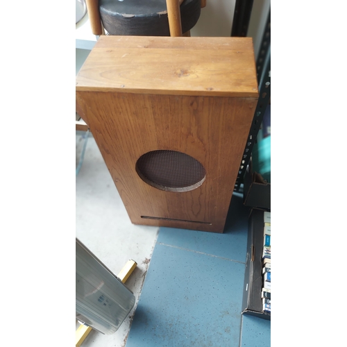 71 - Retro Speaker, Handmade