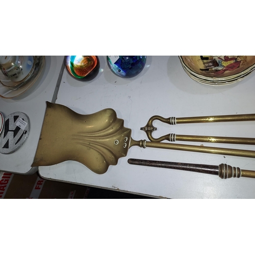 499 - Victorian Brass Companion Set