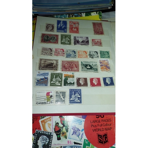 599 - 3 Stamp Albums With Lots Of Stamps Inside Plus Banknotes Inside