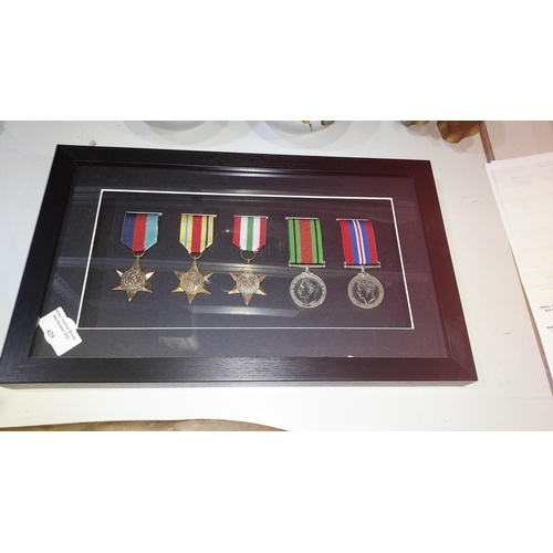 429 - 5 WW2 Medals Including 1939-45 Star, Africa Star And Italy Star