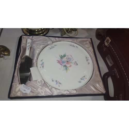 434 - Aynsley Cake Plate With Knife In Box