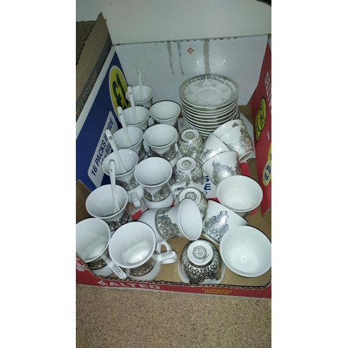 201 - Large Arab/Turkish Coffee Tea Set Plus Arab/Turkish Coffee Maker, Tested And Working Plus Cups And S... 