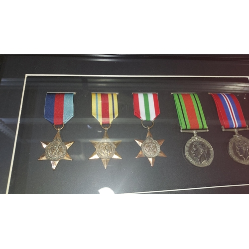 429 - 5 WW2 Medals Including 1939-45 Star, Africa Star And Italy Star