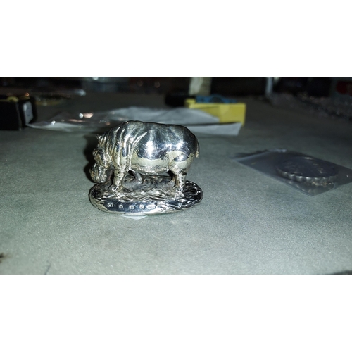 303 - Silver Rhinosaurus. Total Weight Approximately 39 Grams