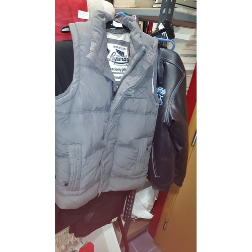 14 - Superdry Body Warmer Size Small