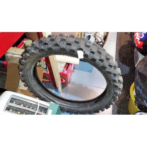 256 - Dirt Bike Tyre