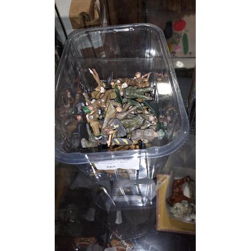 265 - Small Tub Of Lead Soldiers