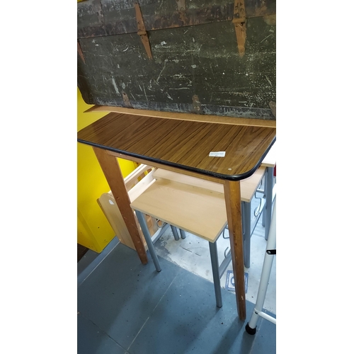 44 - Formica Kitchen Table