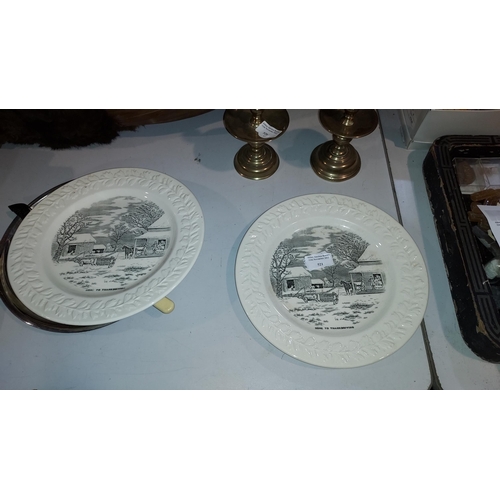 521 - Pair Of Thanksgiving Plates