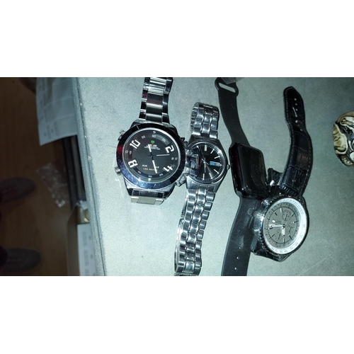 320 - 4 Gentlemans Dress Watches Including Seiko