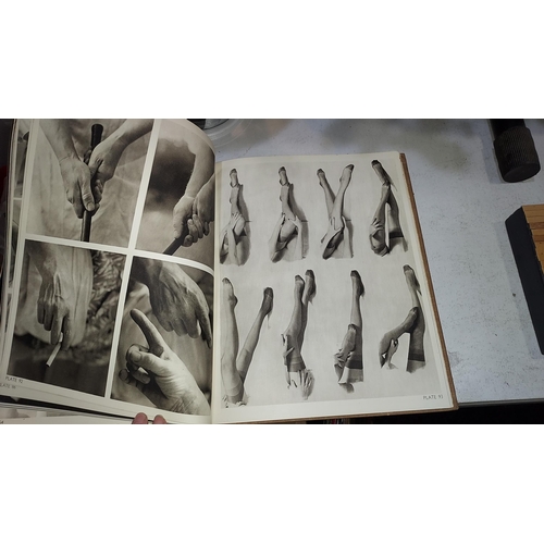 435 - Book Called Artist Models By John Everard First Edition 1951. Missing Dust Jacket