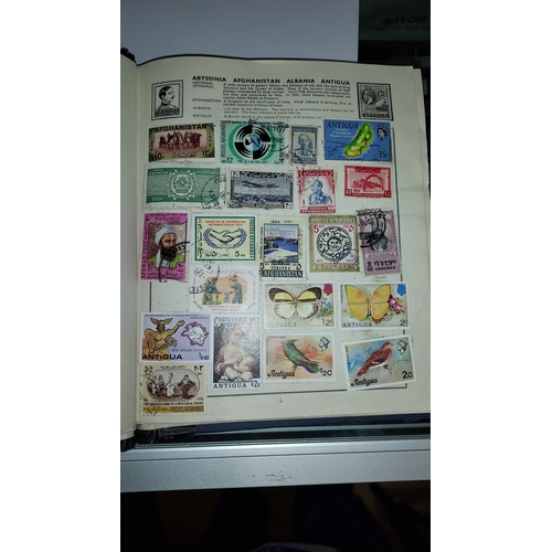 412 - The Quick Change Illustrated Stamp Album With Loose Leaves