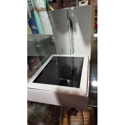 287 - Apple Ipad 2 With Accessories In Box. Cracked Screen