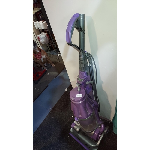 689 - Dyson Vacuum