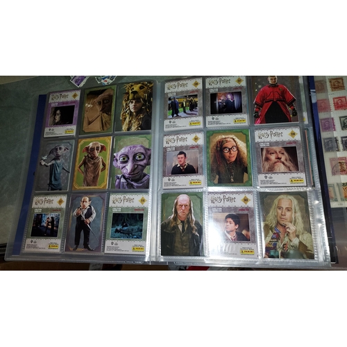 571 - Folder Of Harry Potter Evolution Trading Cards In Binder, Includes Some Gold And Silver