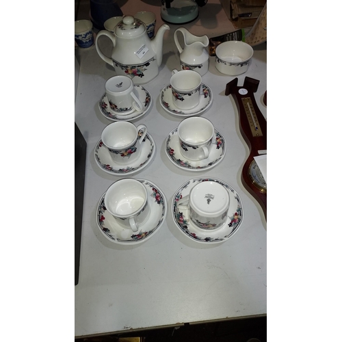 466 - Royal Doulton Autumns Glory Tea Set With 6 Cups And Saucers