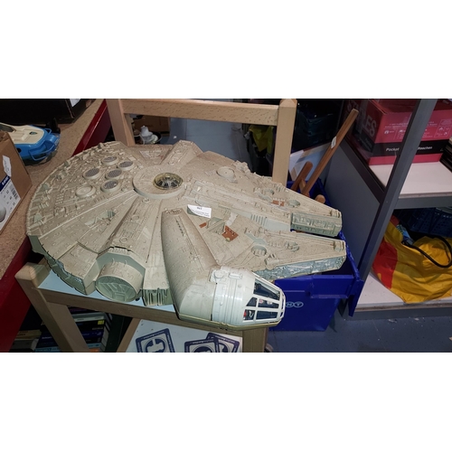 256 - Millennium Falcon Toy With Some Accessories