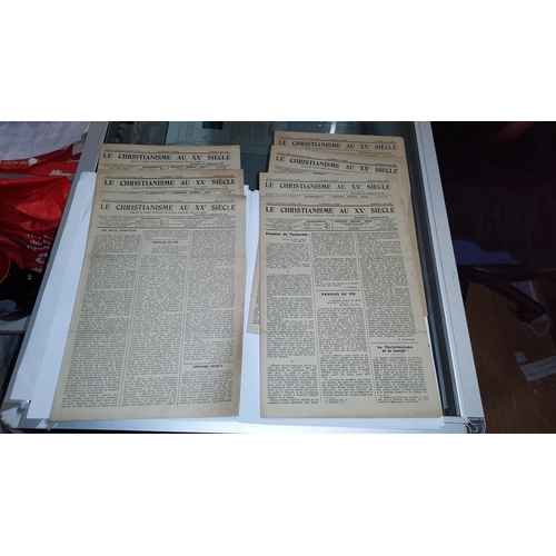 387 - 7 WW2 French Newspapers