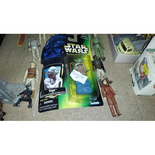 13 - 14 Star Wars Figures, 2 In Boxes