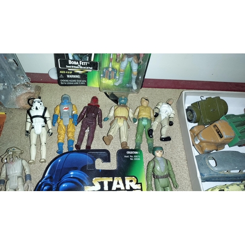 13 - 14 Star Wars Figures, 2 In Boxes