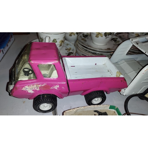 228 - Vintage Tonka Pink Econoline Pickup Toy Pressed Steel Truck 1974-1975 In Played Condition Plus Mini ... 