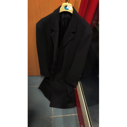 20 - Saville & Taylor Guild London Long Black Jacket, Wool And Cashmere. 42