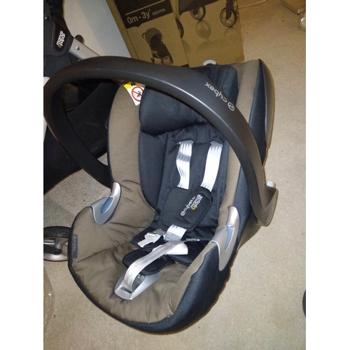 35 - Mamas & Papas Armadillo Flip XT 3 Piece Travel System Including Raincover Plus Cybex Car Seat, With ... 