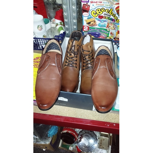 202 - Pier One Pair Of Men'S Shoes Size 41 Plus A Pair Of Taylor And Wright Shoes Size 6/39