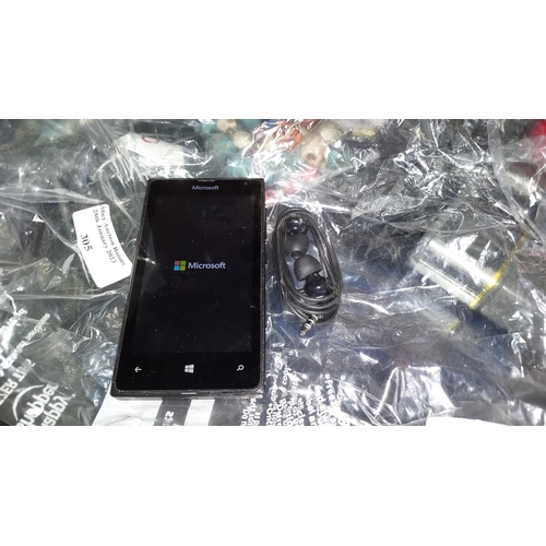 305 - A Grade Nokia Lumina Windows Phone On Ee Tested And Working, With Sealed Headphones