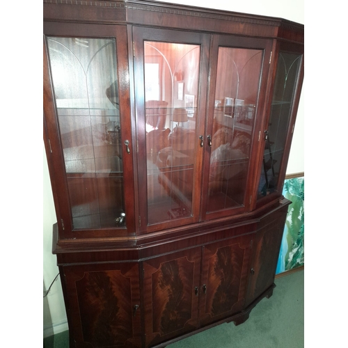 745 - Late 20th Century Mahogany Display Case With Built In Light