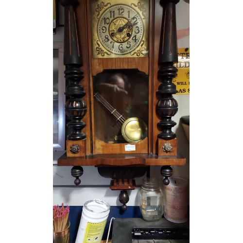 562 - Large Vienna Regulator Clock With Key And Pendulum