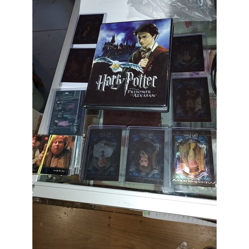 592 - Harry Potter (Usa Trading Card Set) With Binder + 2 X Promo Card, Also Includes Gold Stamp Version L... 