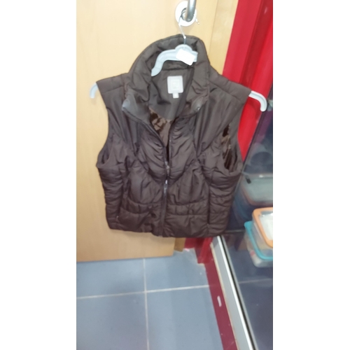 26 - 2 Gillet Jackets Size 16 And 18