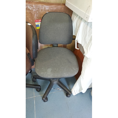 37 - Grey Office Chair