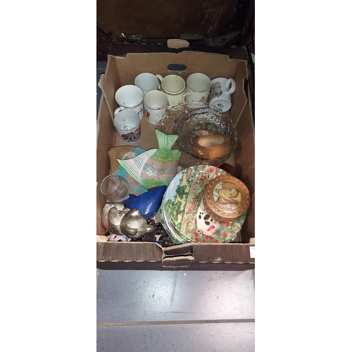 684 - Box Of Assorted Items