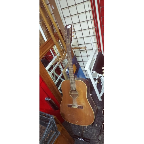 706 - Vintage 1960'S Accoustic Guitar