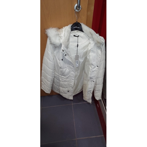 19 - Roman Ladies White Coat With Fur Collar Size 16 + One Other