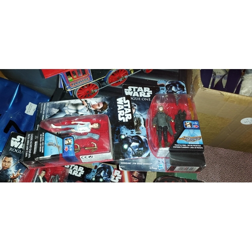 219 - 10 Star Wars Rogue One Figures