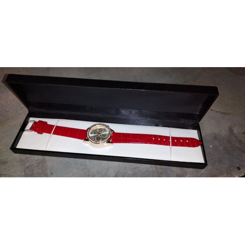 343 - Kms 1820 Ladies Watch, Needs New Battery