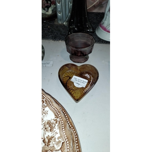 566 - Davidson Glass Bowl Plus Heart Dish