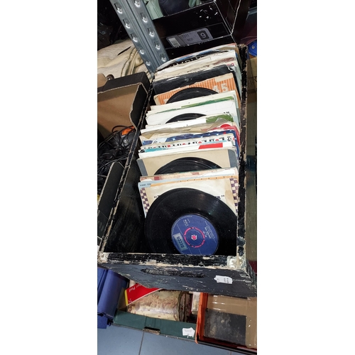 647 - Wooden Crate Of 45s