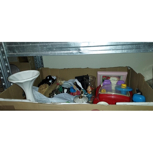 671 - Box Of Assorted Items