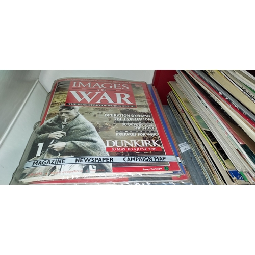 673 - Images Of War Binder And Magazines