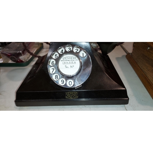 515 - Vintage Siemens Brothers London Dial Up Telephone