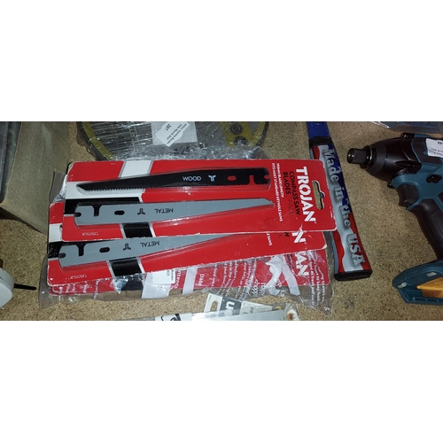 208 - 6 Packs Of 2 (12 Total) Unused Trojan Keyhole Saw Blades