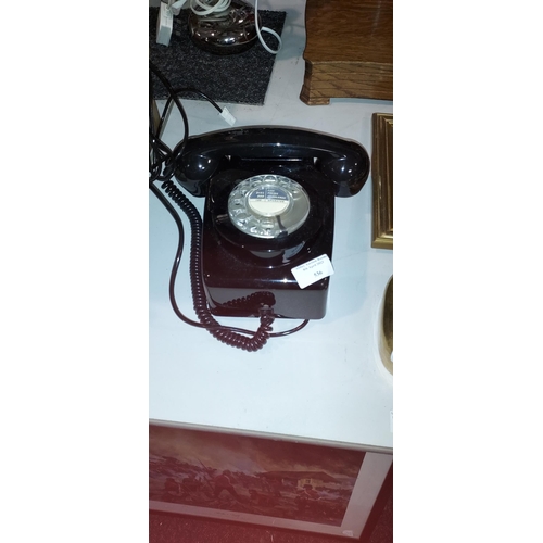 536 - Vintage Wall Mounted Dial Up Telephone