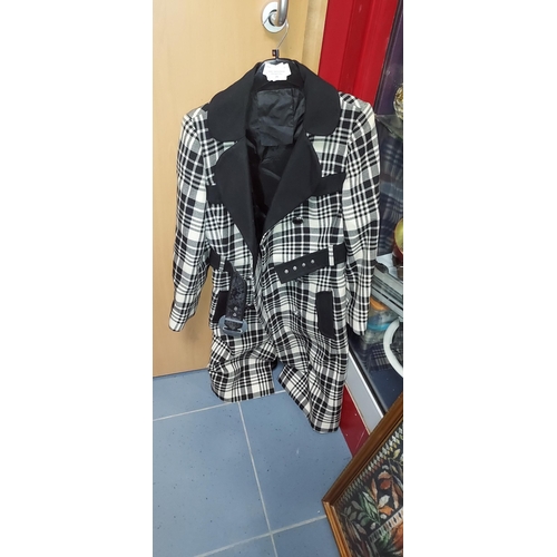 18 - Robell Chequered Jacket With Belt. Lining Needs Repairing